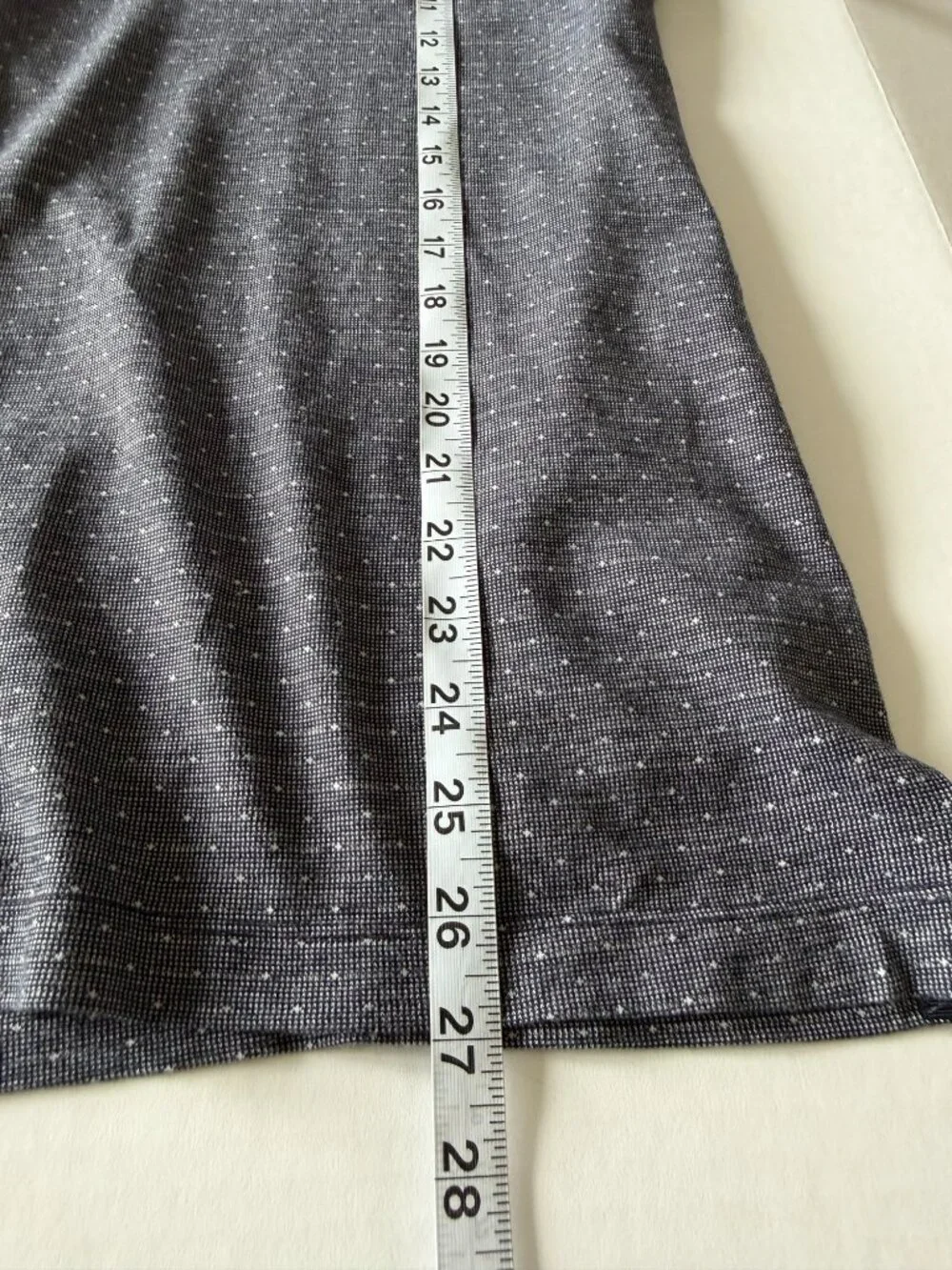 Banana Republic luxury touch slim fit dark gray and white polo shirt, men's L